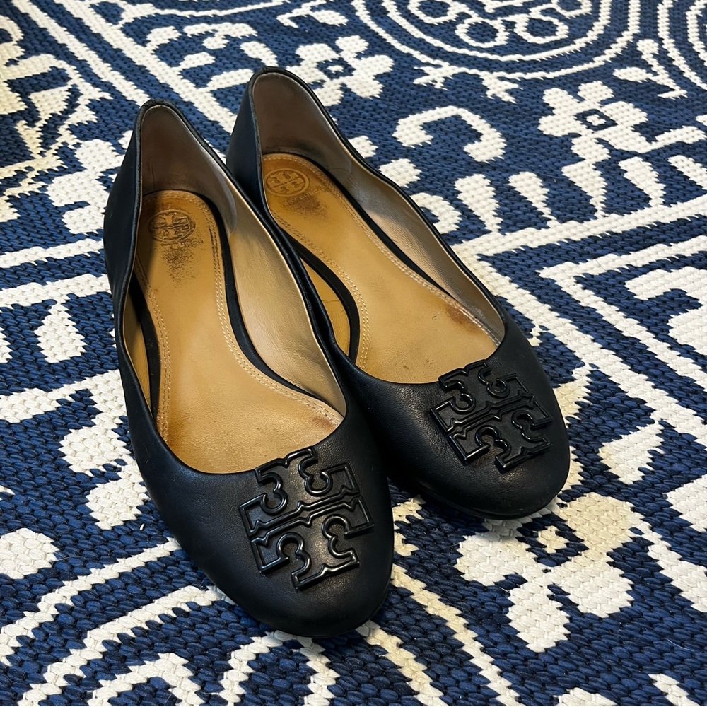 Tory Burch Black Leather Logo Flats